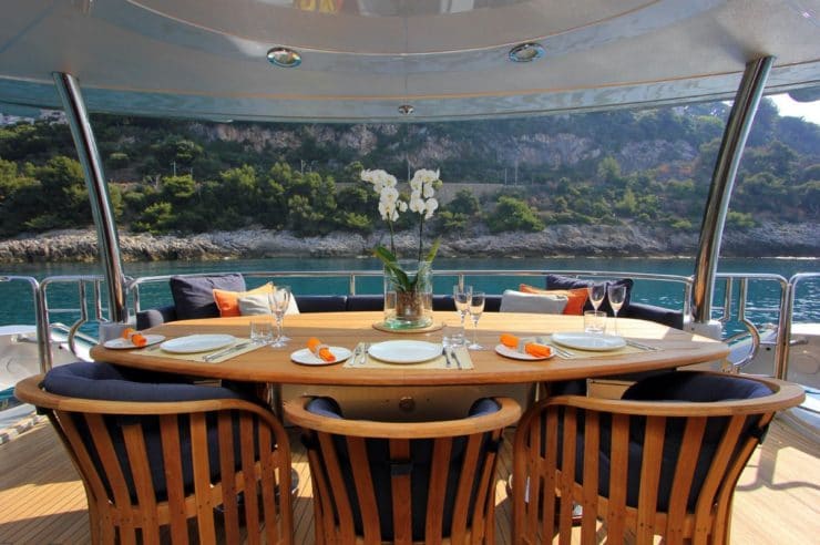 location-yacht-charter-MY-georgina-Amalfi