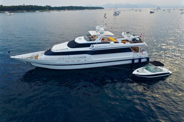 tion-yacht-charter-MY-heartbeat-of-life-balearic