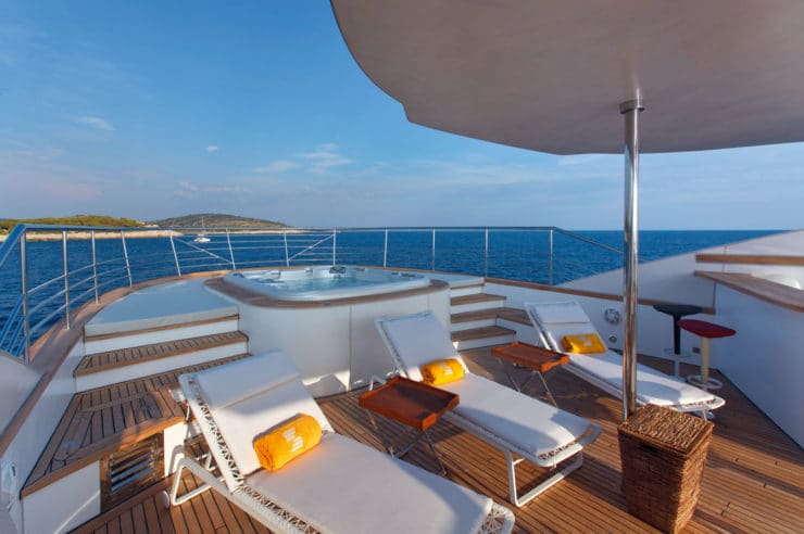 location-yacht-charter-MY-joy-me-Monaco