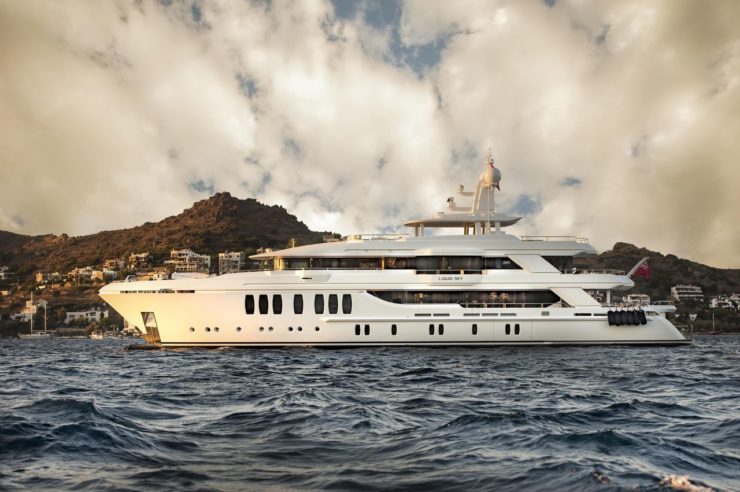 location-yacht-charter-MY-liquid-sky-Monaco
