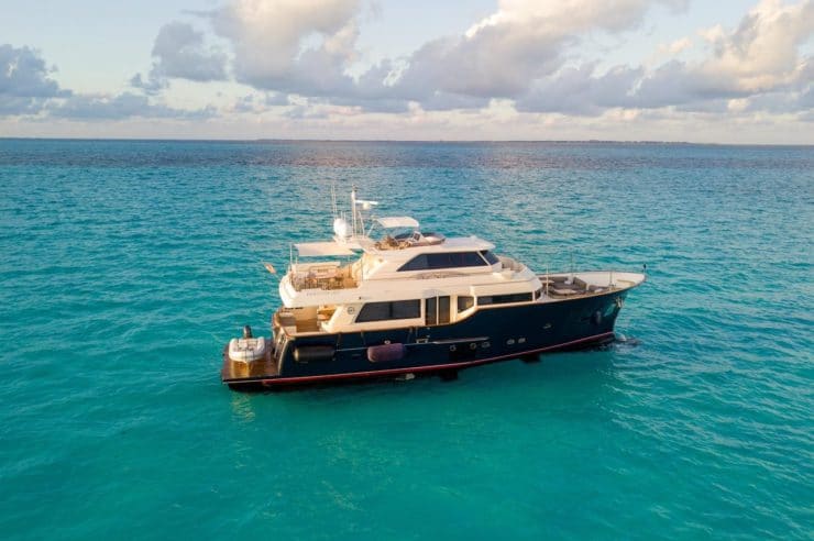 location-yacht-charter-MY-nomada-bahamas