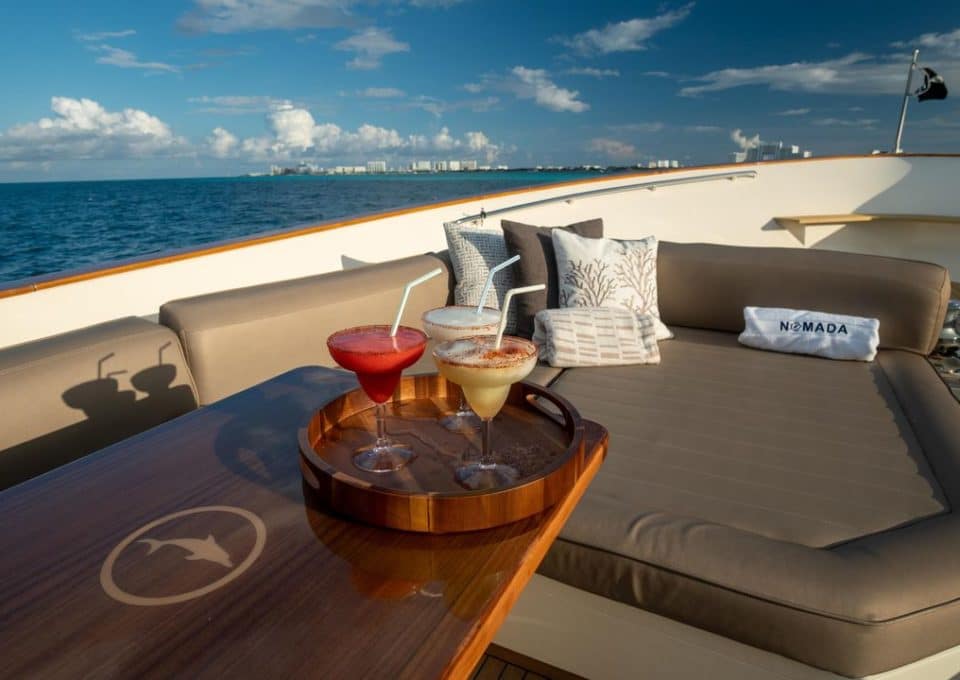 location-yacht-charter-MY-nomada-bahamas