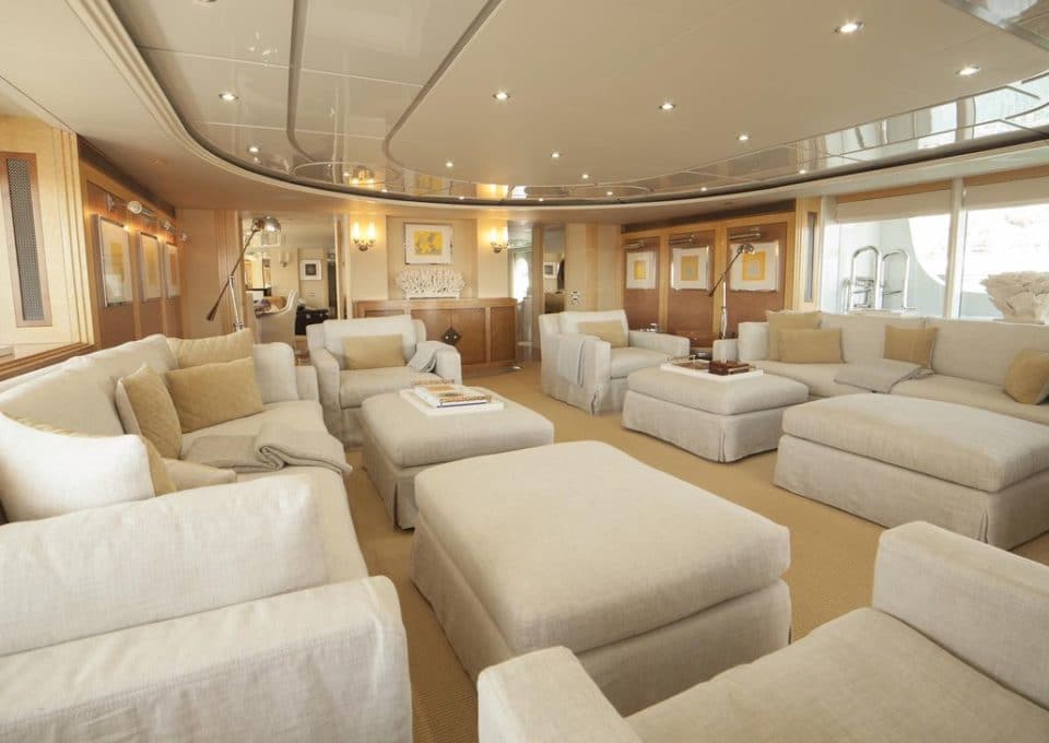 location-yacht-charter-MY-oceana-Monaco
