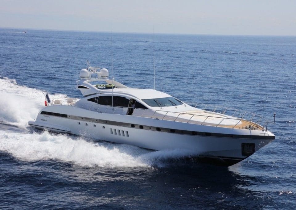 location-yacht-charter-MY-orion-mangusta-st-tropez