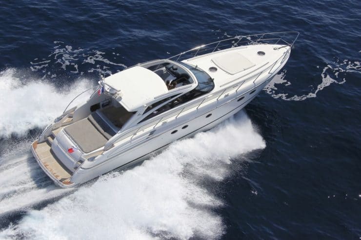 location-yacht-charter-MY-princess-v58-cannes