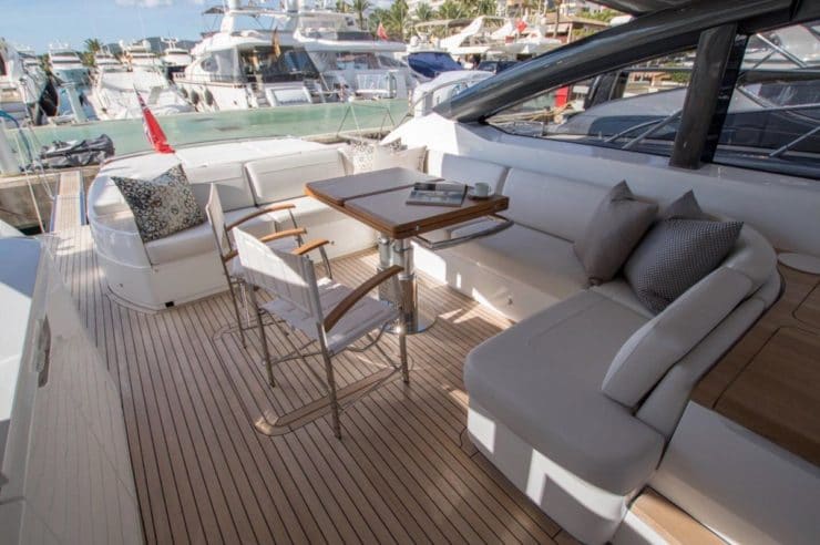 location-yacht-charter-MY-princess-v58-cannes