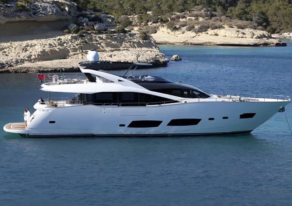 location-yacht-charter-MY-ray-III-french-riviera