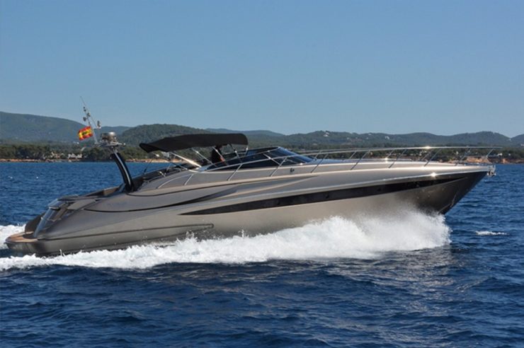 location-yacht-charter-MY-riva-rivale-52-south-france