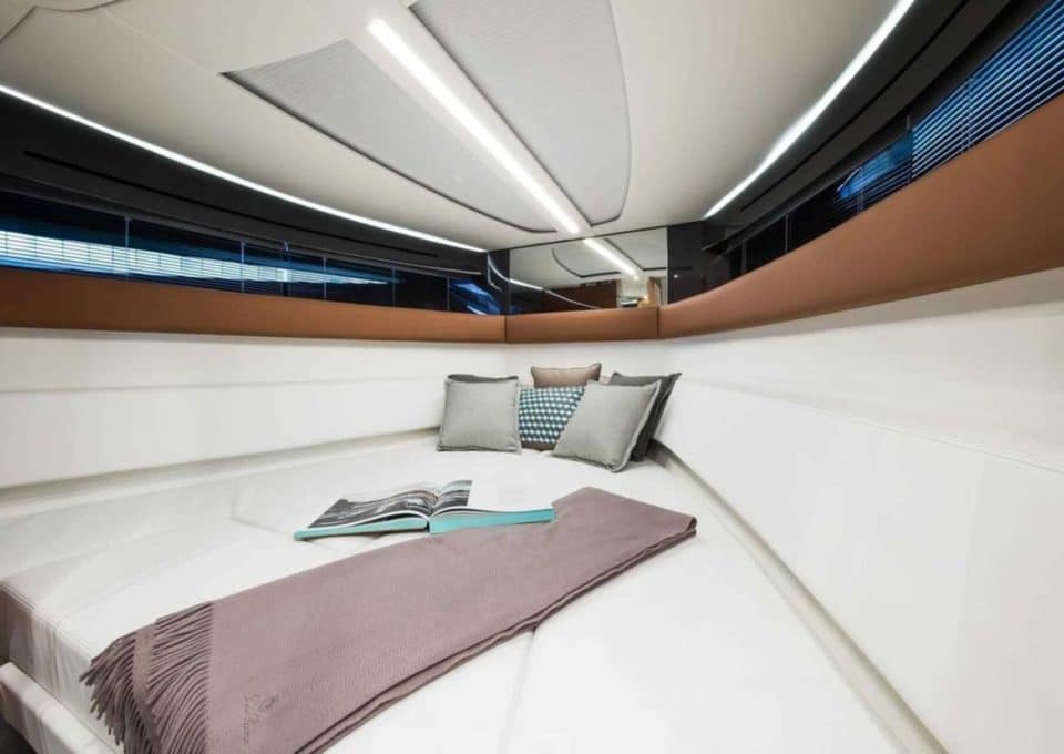 location-yacht-charter-MY-rivamare-monaco-3