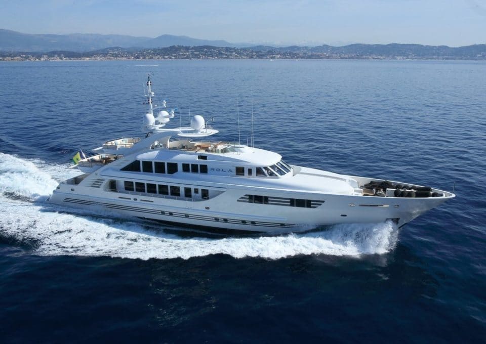 location-yacht-charter-MY-rola-Cannes