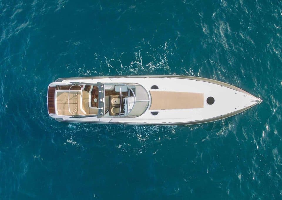 location-yacht-charter-MY-sunseeker-48-antibes