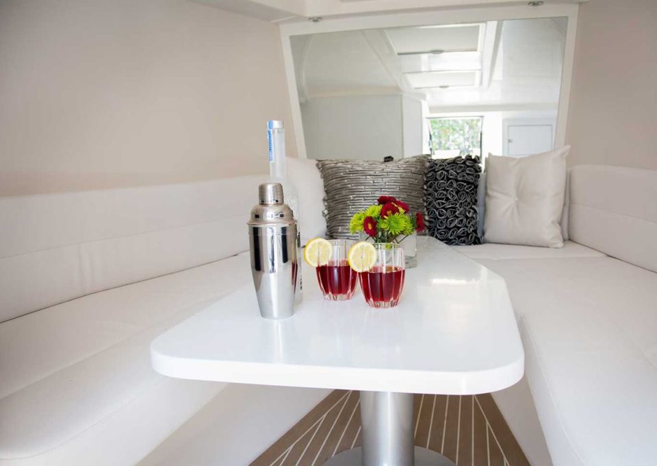 location-yacht-charter-MY-vandutch-40-golfe-juan