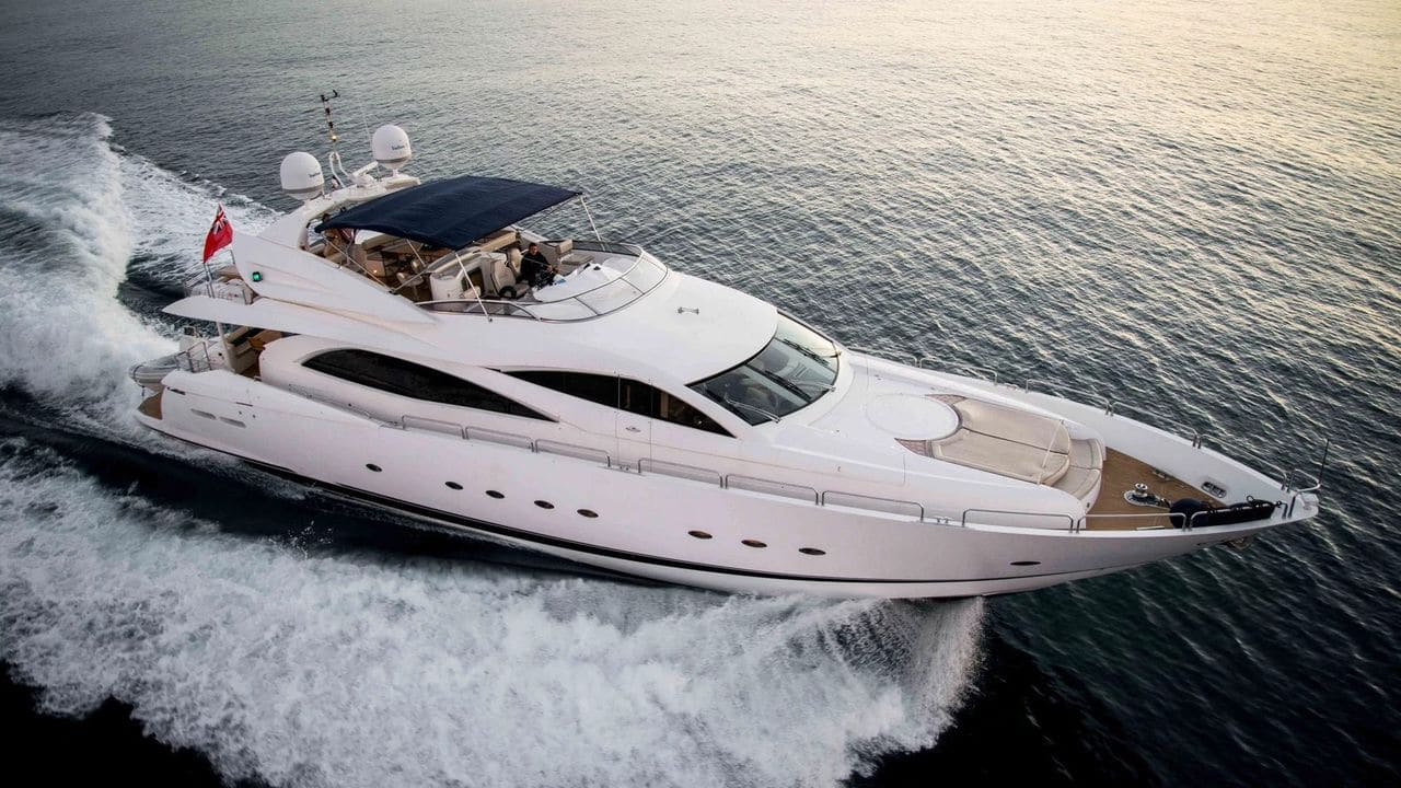 location-yacht-charter-MY-winning-streak-cannes