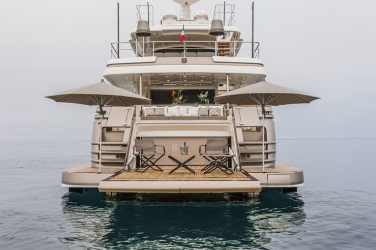 location-yacht-charter-MY-yvonne-south of france-antibes