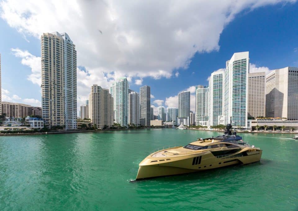 yacht-charter-m-y-khalilah