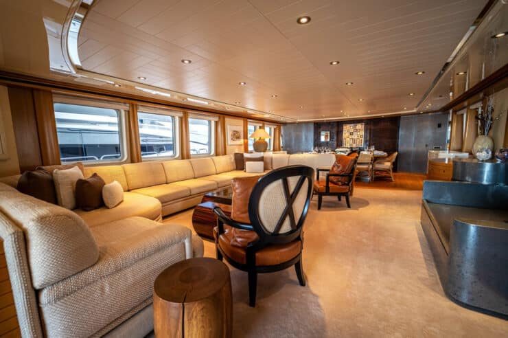 yacht-charter-m-y-kijo