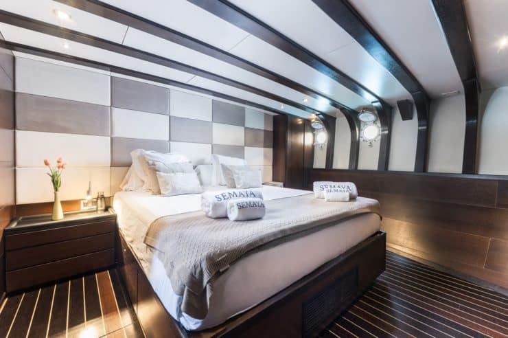 yacht-charter-m-y-semaya