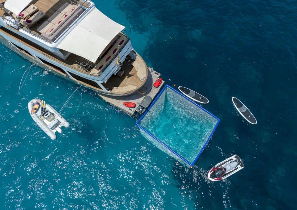 yacht-charter-m-y-semaya