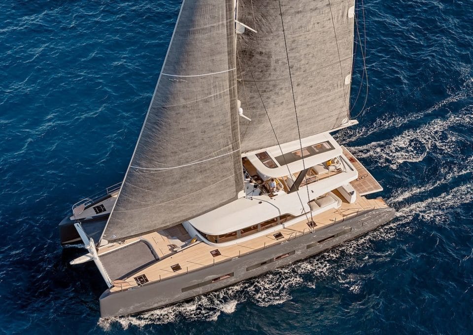 location-yacht-charter-SY-joy-catamaran-french-polynesia