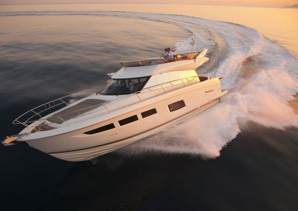 day-rental-charter-m-y-prestige-550-fly-cannes