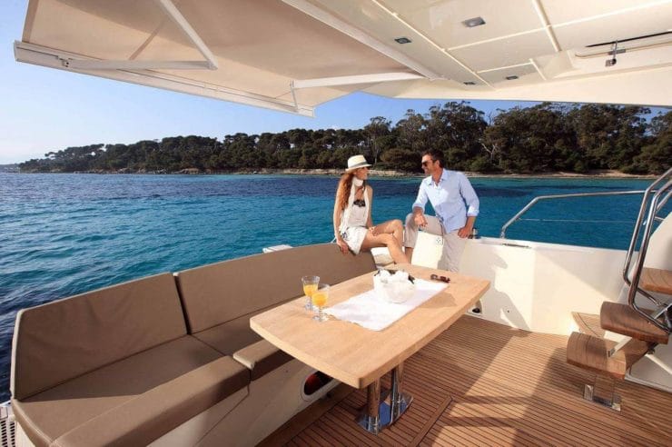 day-rental-charter-m-y-prestige-550-fly-cannes