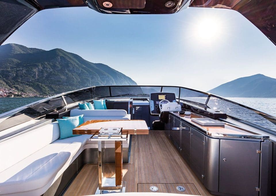 location-yacht-charter-MY-riva-rivale-56-milky-way-cannes-monaco