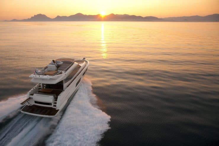 day-rental-charter-m-y-prestige-550-fly-cannes