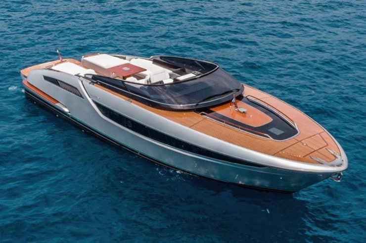 day-charter-yacht-rental-m-y-Dolce-Riva-48