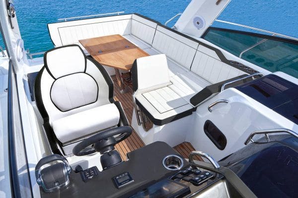 day-charter-reday-charter-rental-location-yacht-m-y-leader-30-cannesntal-location-yacht-m-y-leader-30-cannes