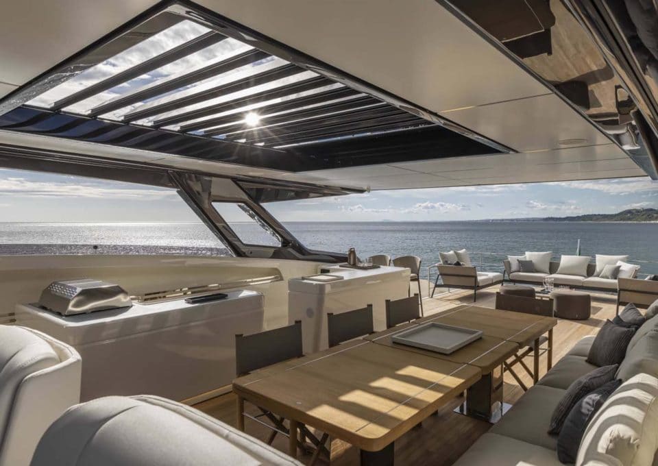 Yacht-charter-MY-EPIC-St-Tropez-French-Riviera-SOF-Cogolin_1