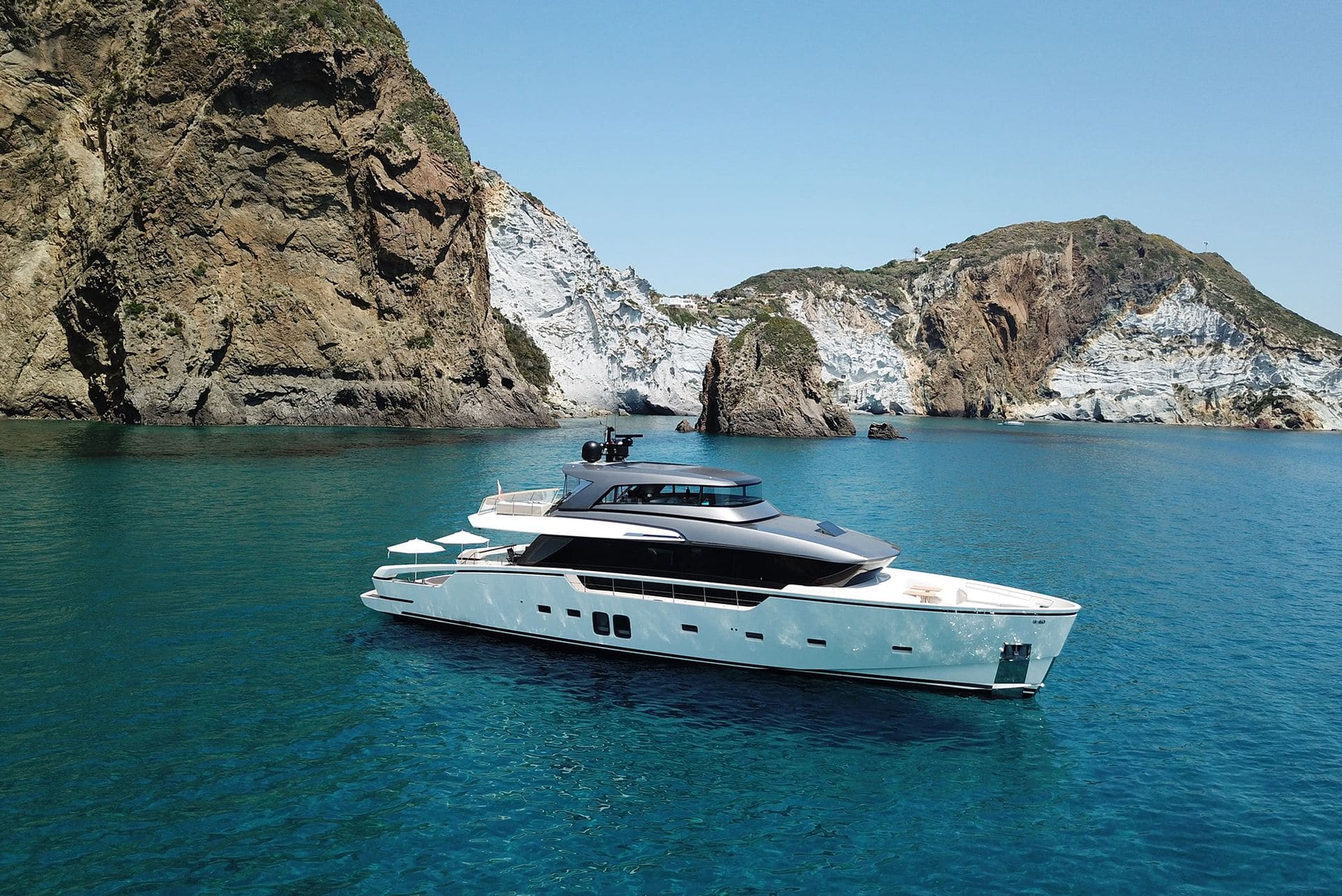 M/Y OZONE | Charter with Arthaud Yachting Yacht-charter-MY-OZONE (41)