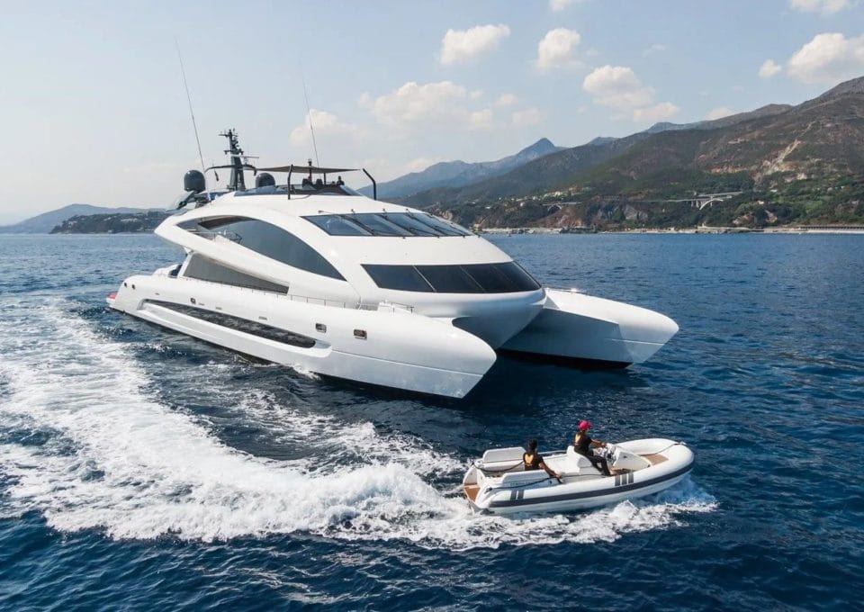 Yacht-Charter-M-Y-Royal-Falcon-One