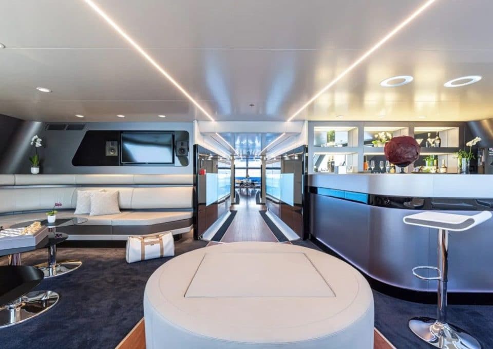 Yacht-Charter-M-Y-Royal-Falcon-One