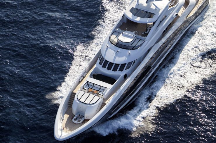 Yacht-charter-M-Y-ROCKET