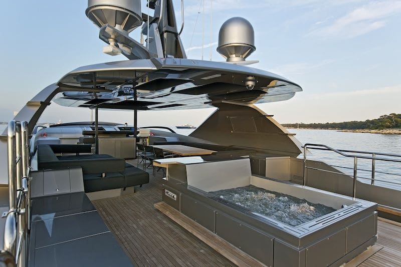 Yacht-charter-MY-Fusion