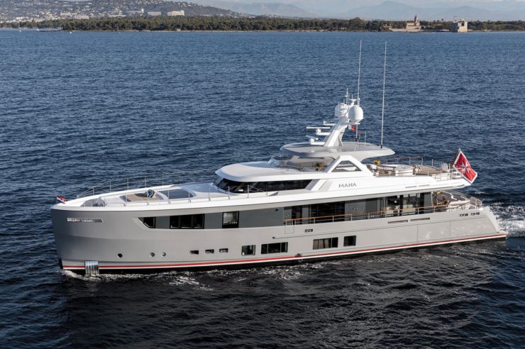 M/Y MANA I | Charter with Arthaud Yachting