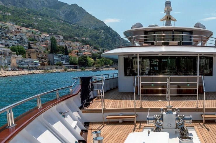 Yacht-charter-MY-queen-eleganza (17)