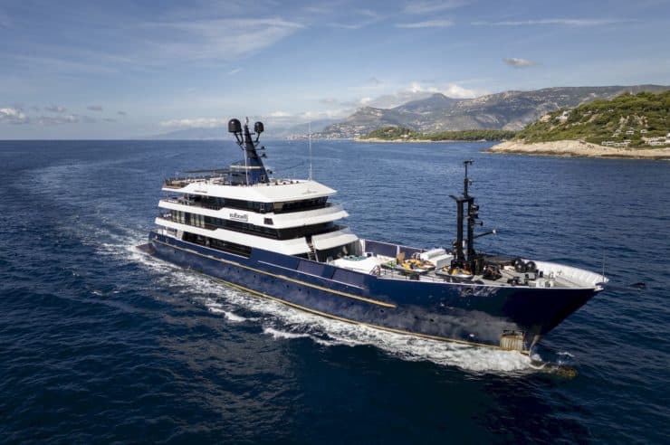 M/Y FORCE BLUE | Charter with Arthaud Yachting yacht-charter-m-y-force-blue