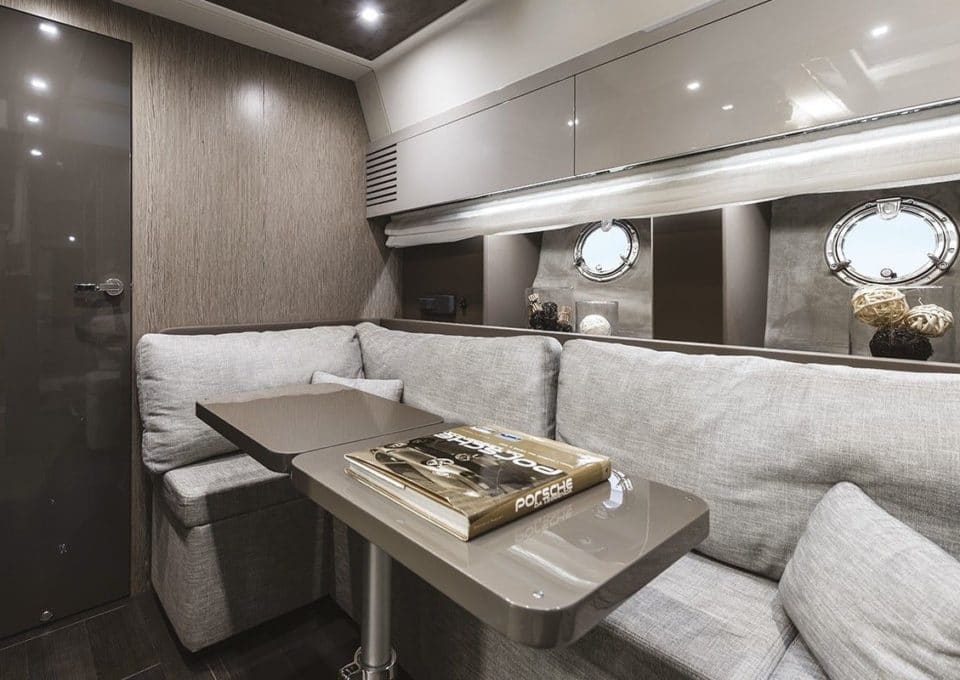 Yacht-charter-M-Y-CRANCHI-44