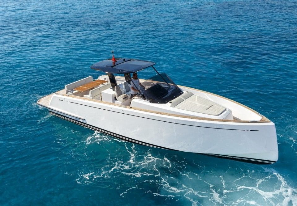 Yacht-charter-M-Y-PARDO-38