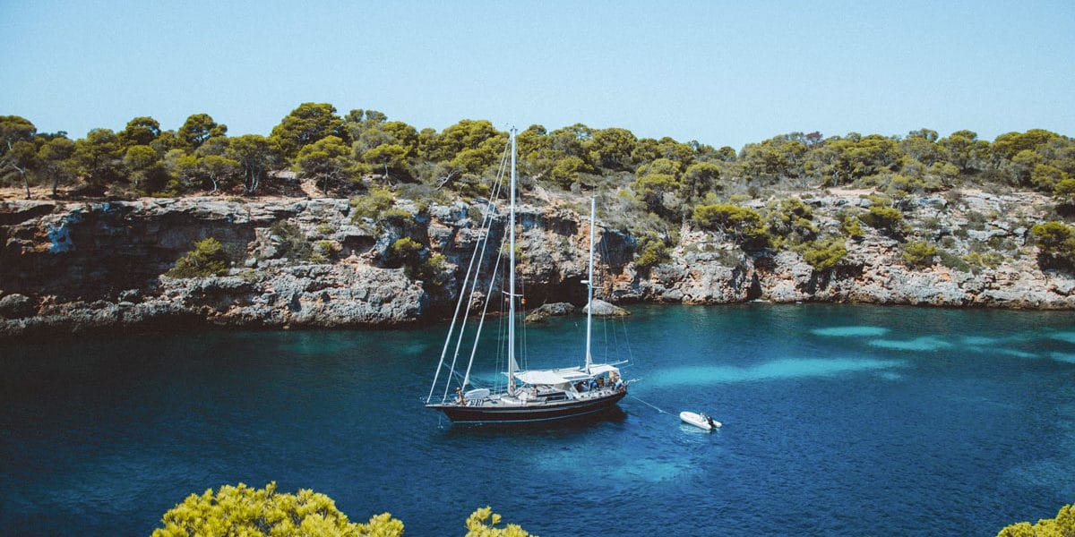 Rent a yacht in Mallorca