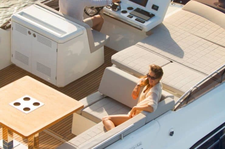 Yacht-charter-M-Y-PRESTIGE-520