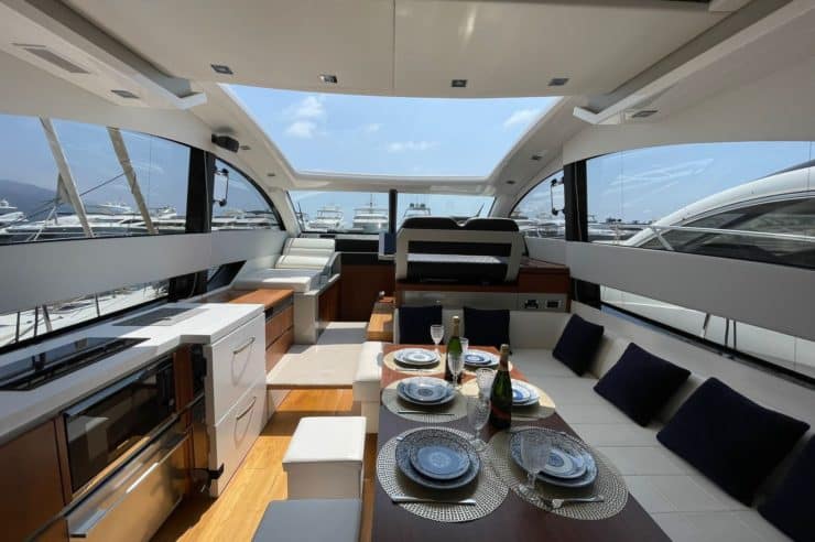 Yacht-charter-M-Y-FAIRLINE-TARGA-50-GT_46