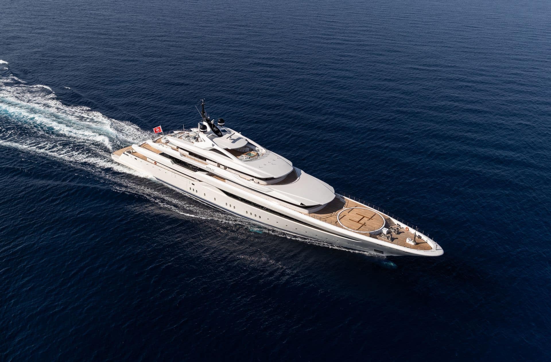 M/Y O'PARI | Charter with Arthaud Yachting