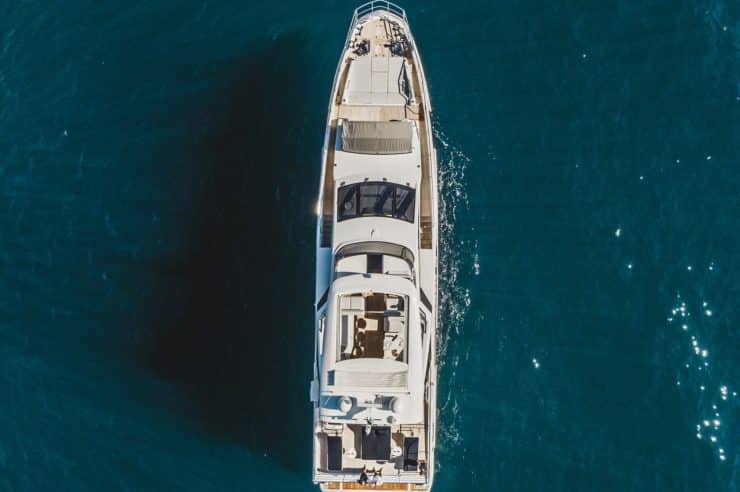 Yacht-charter-M-Y-VOLANTE_