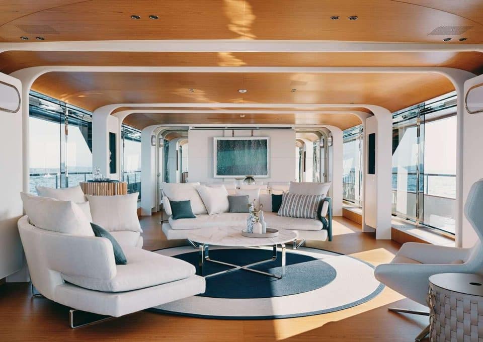 Yacht-charter-M-Y-YACHT-EH2