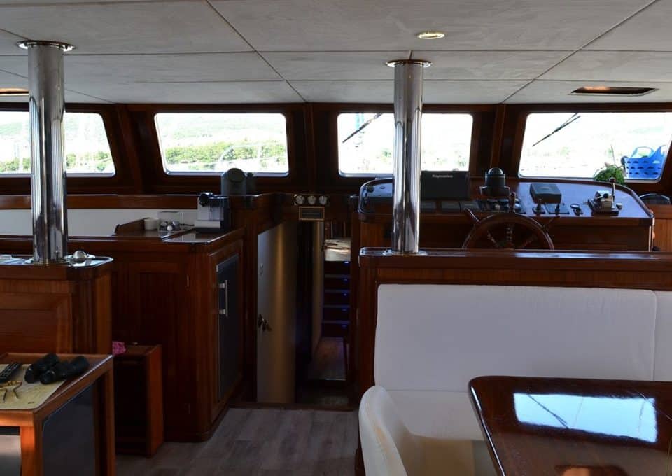 Yacht-charter-S-Y-DVI-MARIJE_