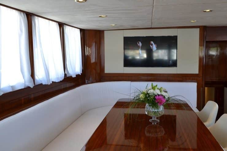 Yacht-charter-S-Y-DVI-MARIJE_5