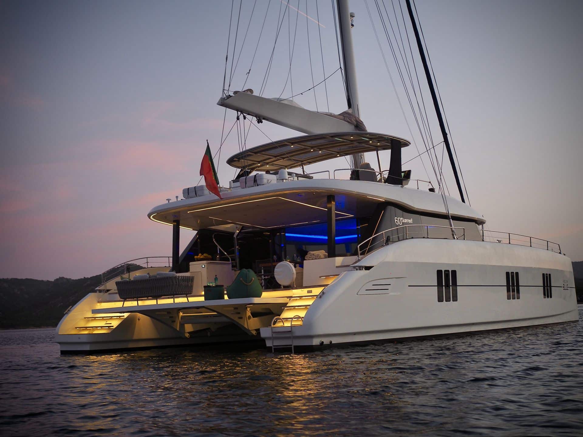 Yacht-charter-s-y-catamaran-feel-the-blue