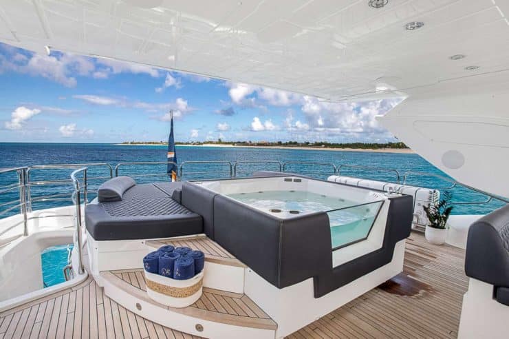 yacht-charter-m-y-evereast